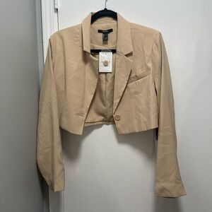 Forever 21 cropped blazer